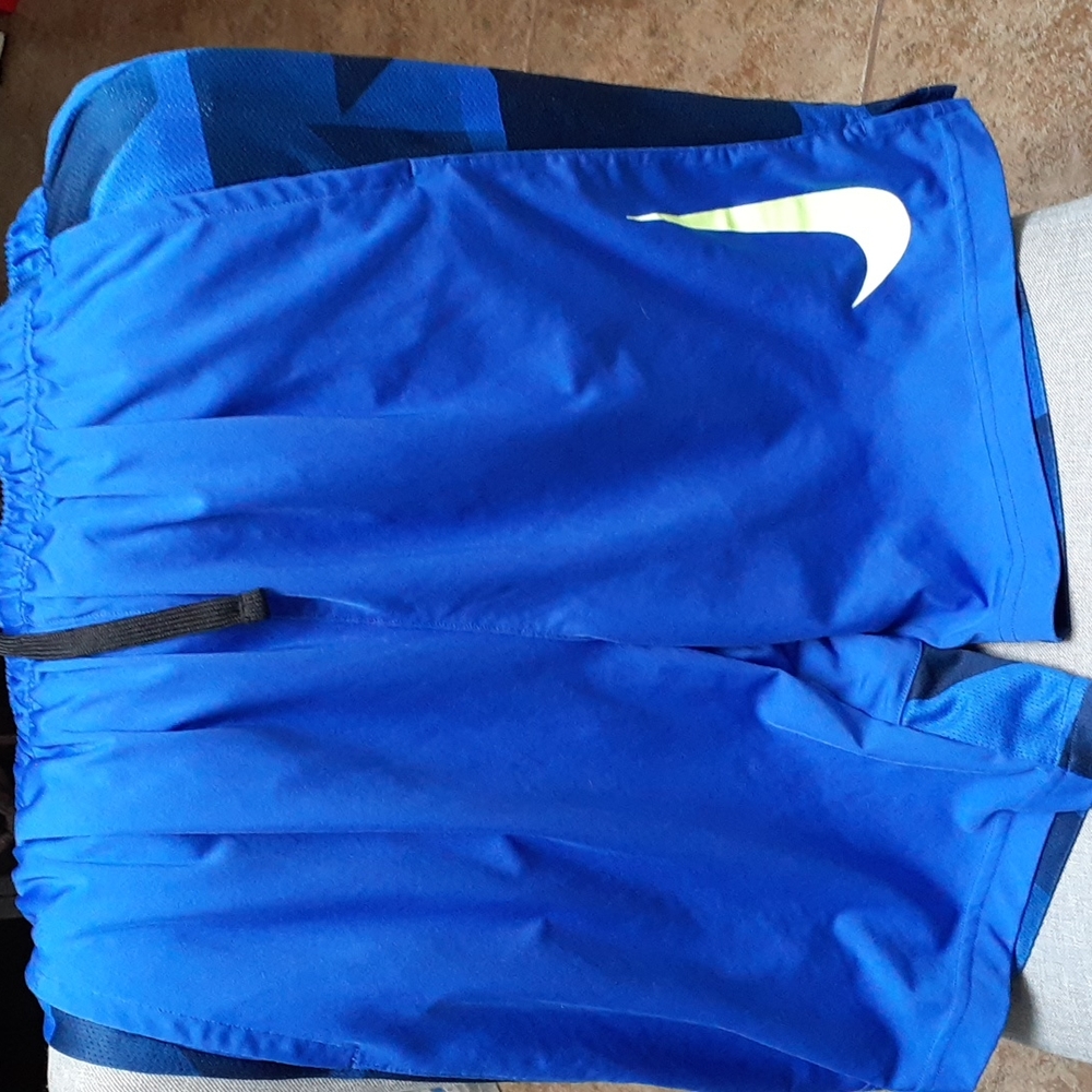 Nike dri-fit blue jersey shorts boys XL